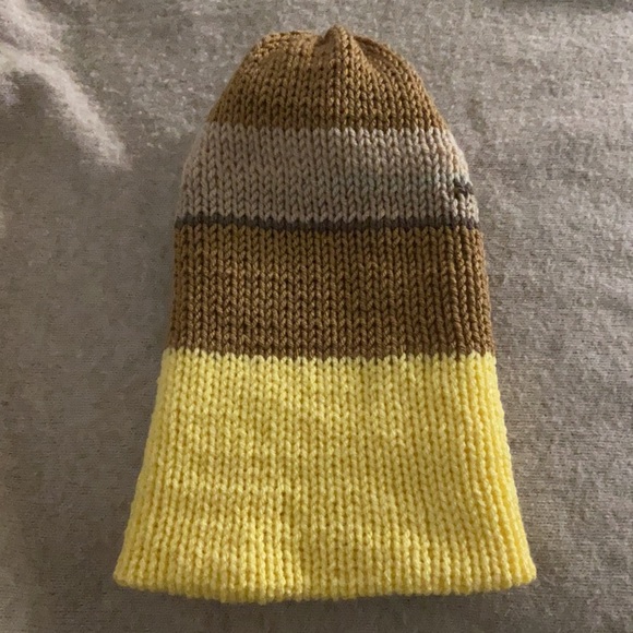 Reversible Unique beanie.🆒🆕🧶❄️ - Picture 7 of 7